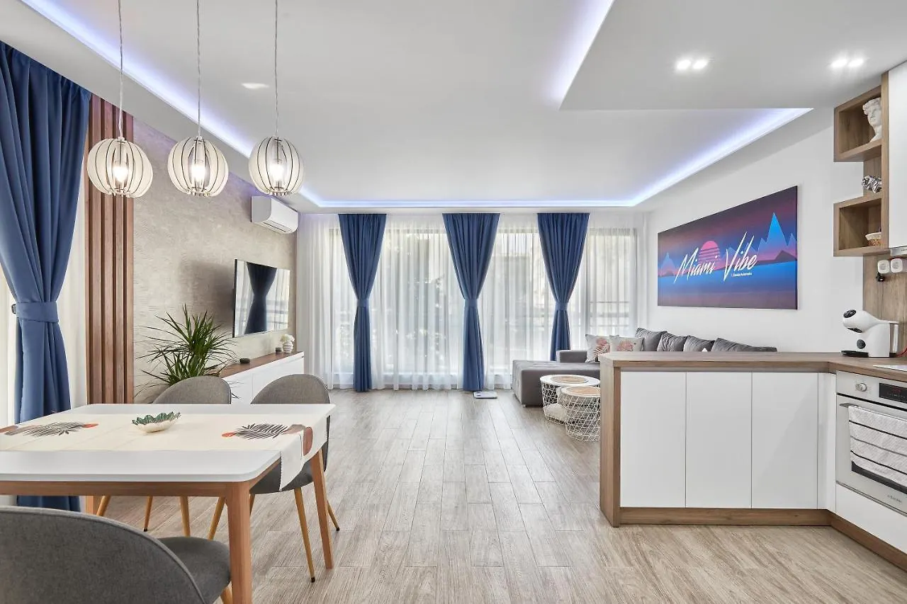Miami Vibe By Estateautomata Apartment Burgas